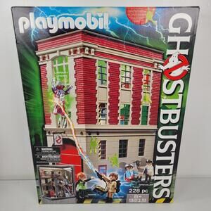 Brand New Pristine! 2017 Playmobil #9219 Ghostbusters Firehouse Set Sealed